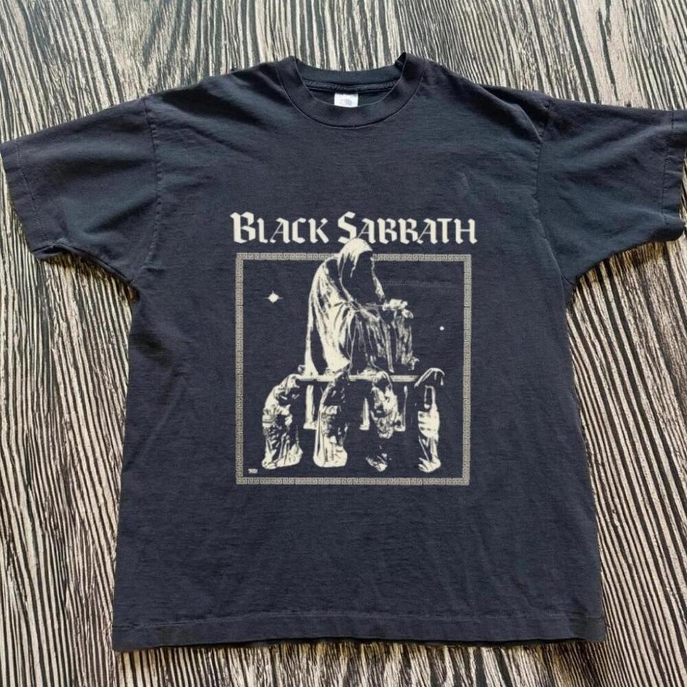 Gildan Black T Shirt Black Black Sabbath Graphic Tee